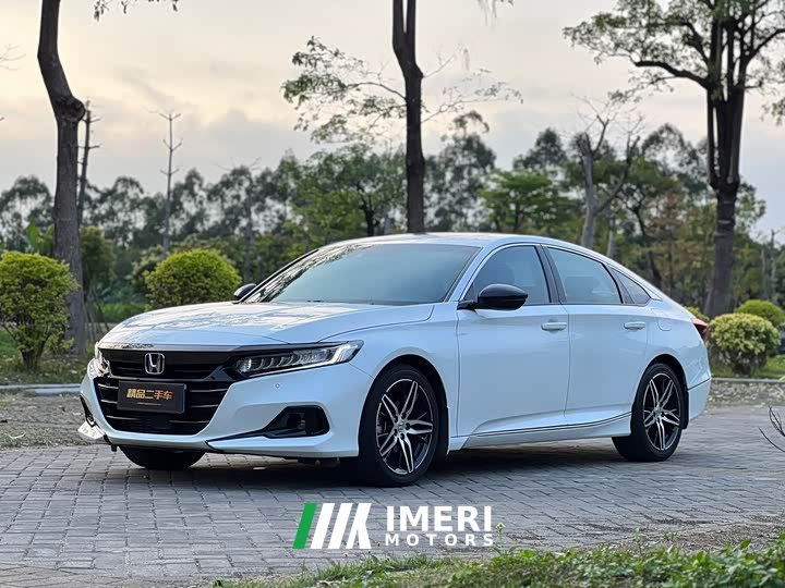 Honda Accord 260TURBO Magic Night Premium Edition - автомобиль из Китая