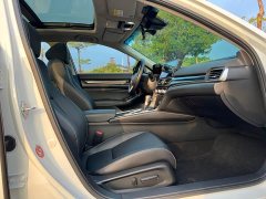 Honda Accord 260TURBO Magic Night Premium Edition - фото 17