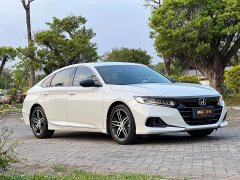 Honda Accord 260TURBO Magic Night Premium Edition - фото 3