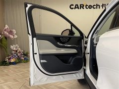 Lynk & Co Adventurer 2.0T two-wheel drive exclusive edition - фото 15