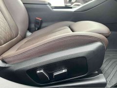 BMW 3 Series 320Li M Sports Package - фото 11