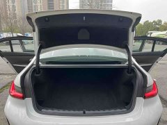BMW 3 Series 320Li M Sports Package - фото 18
