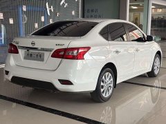 Mercedes-Benz Sylphy Classic 1.6XE CVT Comfort Edition - фото 4