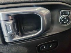 Mercedes-Benz Wrangler 2.0T Highlander Four-Door Edition - фото 15
