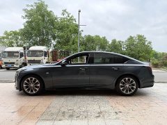 Cadillac CT5 28T fashionable and sporty - фото 4