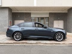 Cadillac CT5 28T fashionable and sporty - фото 5