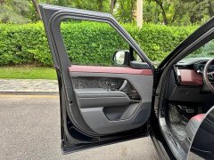 Land Rover 400PS Edition - фото 7