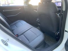 Geely Emgrand 2026 4 million commemorative 1.5L CVT transcendent type - фото 10