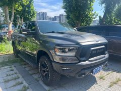 RAM Trucks 5.7L automatic - фото 1
