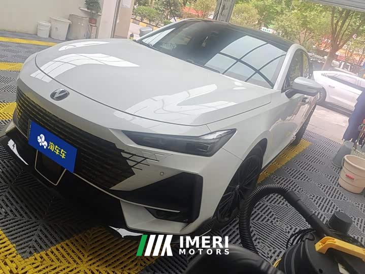 Changan UNI-V 1.5T 500Bar high-energy sports version - автомобиль из Китая