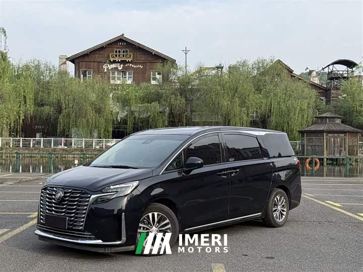 Buick GL8 ES Deluxe Version - автомобиль из Китая