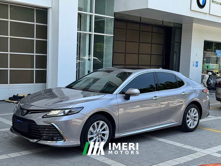 Toyota Camry 2.0G Deluxe Edition - автомобиль из Китая