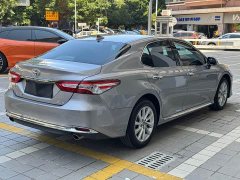 Toyota Camry 2.0G Deluxe Edition - фото 4