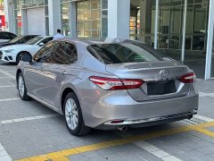 Toyota Camry 2.0G Deluxe Edition - фото 5