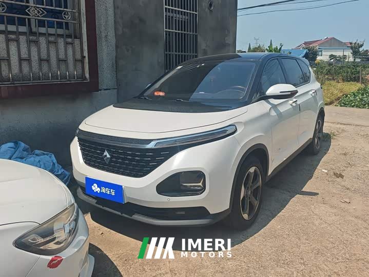 Baojun RM-5 2019 1.5T CVT 24-hour online premium type 6 seats