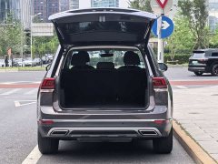 Volkswagen 380TSI AWDLuxury Edition VI - фото 20