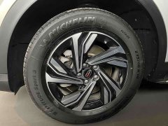 Hongqi HS5 2022 Facelift 2.0T Intelligent Flagship Edition - фото 18