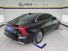 Hongqi H5 2.0T Automatic Intelligent Connected Flag Edition - фото 3
