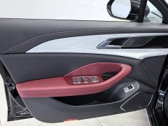 Hongqi H5 PHEV 2025 130 Hybrid Edition - фото 7