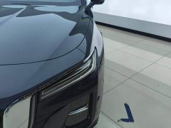 Hongqi H5 2.0T automatic smart connected flag version - фото 5