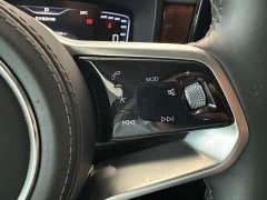 Hongqi HQ9 PHEV 2.0T four-wheel drive luxury version - фото 20