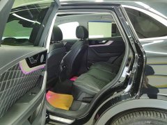 Hongqi HS5 2019 2.0T Zhilian Qixiang four-wheel drive version - фото 11