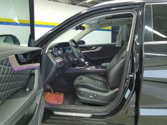 Hongqi HS5 2019 2.0T Zhilian Qixiang four-wheel drive version - фото 9