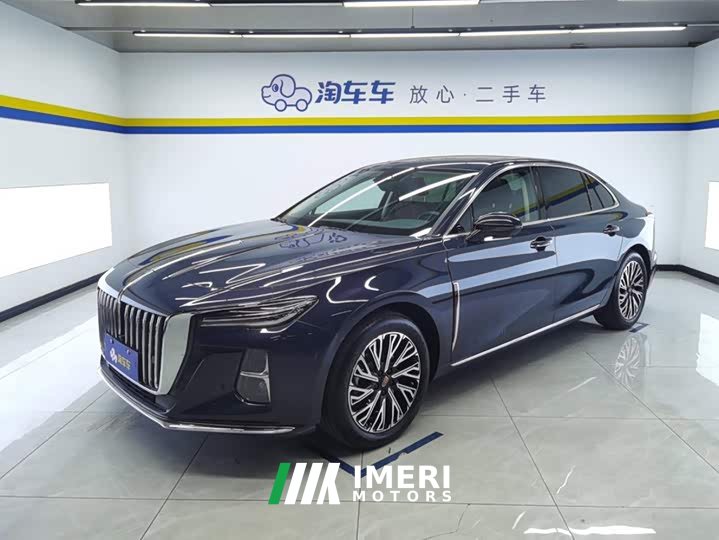 Hongqi H5 2.0T automatic smart connected flag version