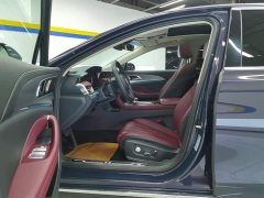 Hongqi H5 2.0T automatic smart connected flag version - фото 9