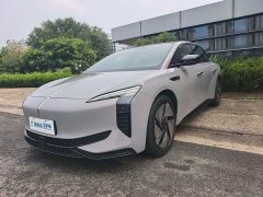 Hongqi EH7 640 four-wheel drive smart version - фото 6