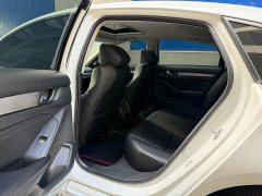 240Turbo PHEV 2.0L Edition - фото 8