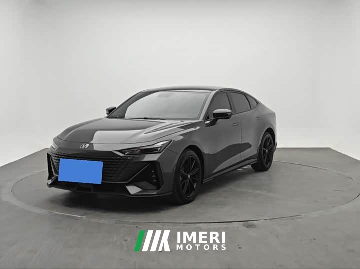 Changan UNI-V 1.5T premium - автомобиль из Китая