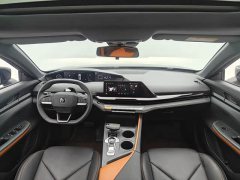 Changan UNI-V 1.5T premium - фото 6