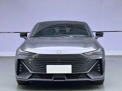 Changan UNI-V 2022 1.5T premium - фото 2