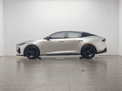 Changan UNI-V 1.5T Smart Pilot Edition - фото 10