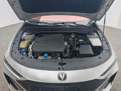Changan UNI-V 1.5T Smart Pilot Edition - фото 12
