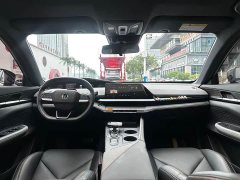 Changan UNI-V 1.5T premium - фото 5