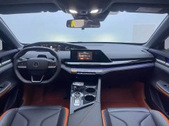 Changan UNI-V 1.5T premium - фото 16