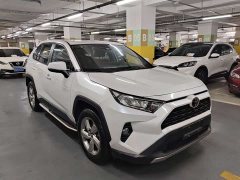 Toyota RAV4 2.0L CVT2WDPLUS Edition - фото 1