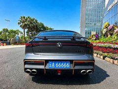Changan UNI-V 2.0T high-energy version - фото 5