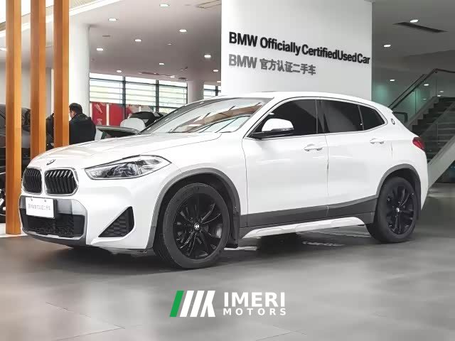 BMW X2 sDrive25i leading M sports package - автомобиль из Китая