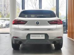 BMW X2 sDrive25i leading M sports package - фото 12