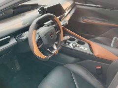 Changan UNI-V 1.5T premium - фото 4