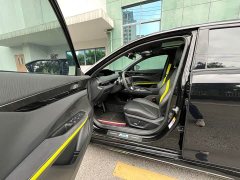 Changan UNI-V 1.5T sports version - фото 6