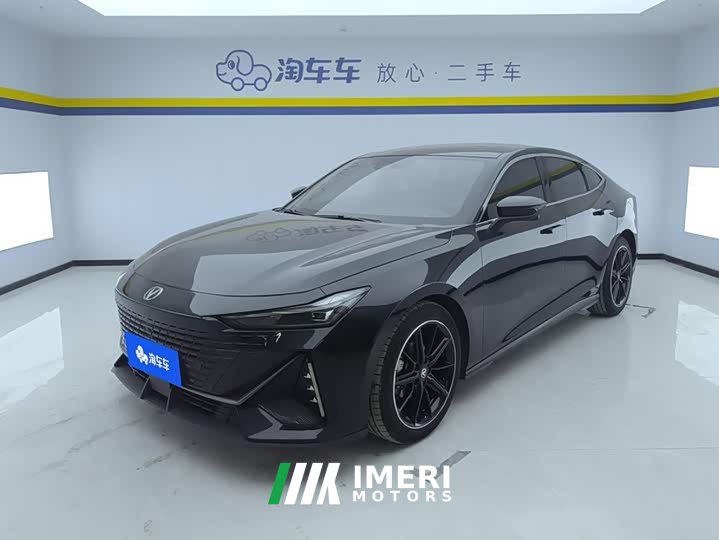 Changan UNI-V 2022 1.5T premium - автомобиль из Китая