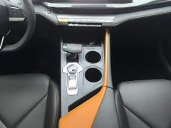 Changan UNI-V 2022 1.5T premium - фото 16