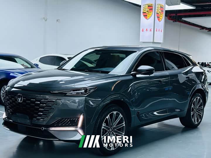 Changan UNI-K 2.0T 2WD Global Edition - автомобиль из Китая
