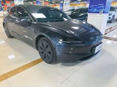 Tesla Model 3 2023 long-range all-wheel drive version - фото 2