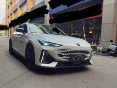 Changan UNI-V 1.5T premium - фото 3