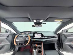Changan UNI-V 1.5T premium - фото 5